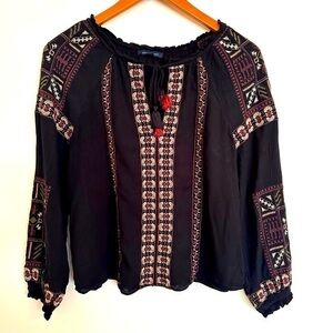 American Eagle Embroidered Black Top Size Small